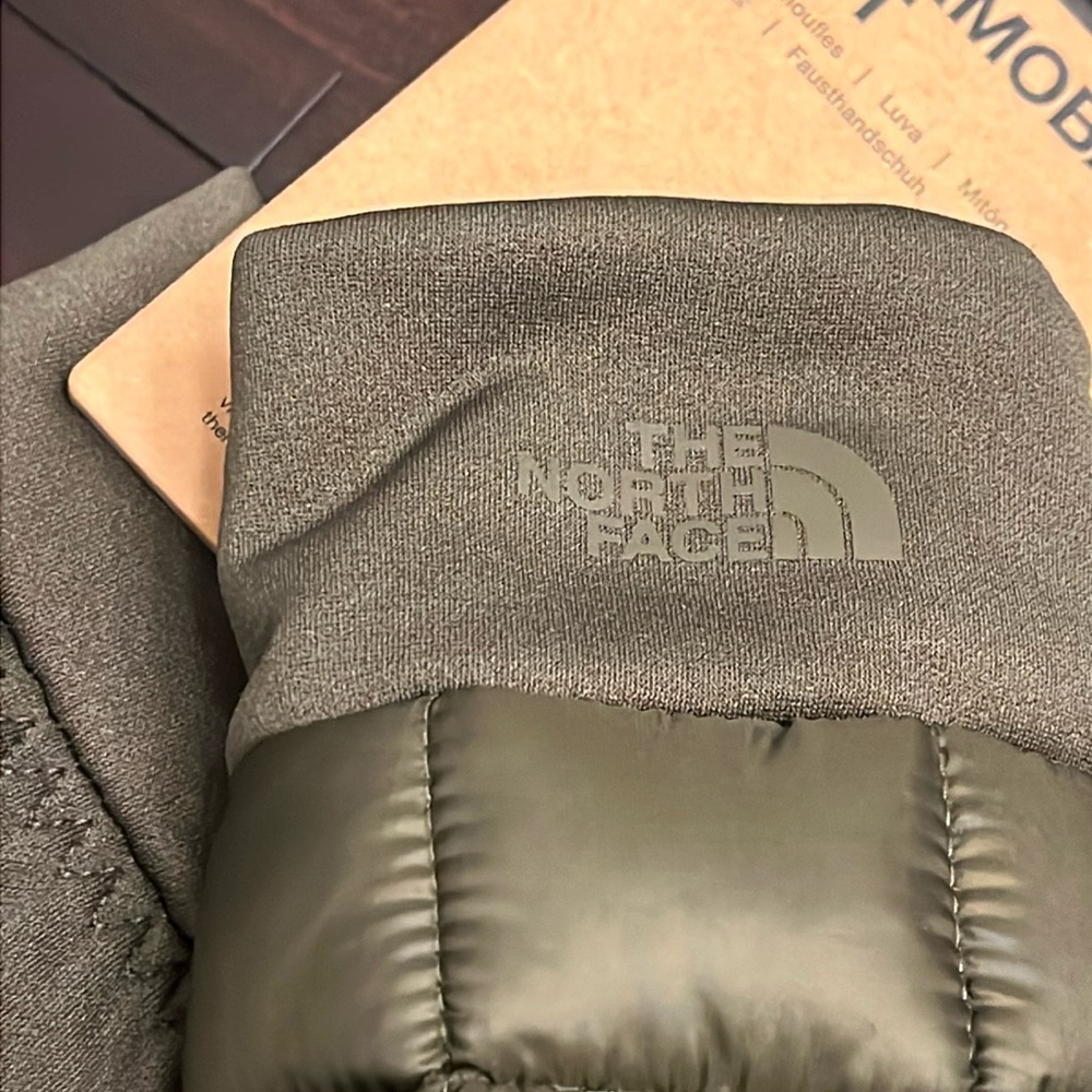 The North Face Thermoball Mittens Mitts Taupe green new Quilted Mens Size XL - Picture 4 of 9